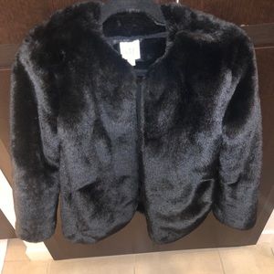 Gap faux fur coat size xs in black
